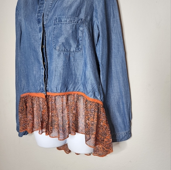 Cloth & Stone chambray button down - Picture 5 of 12